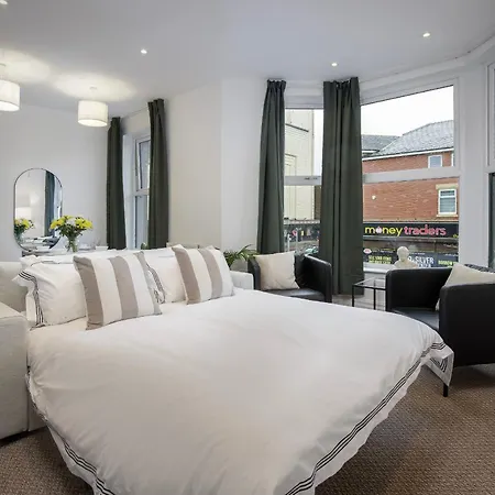Blackpool Central Springfield Apartments Spacious Comfort Exterior photo