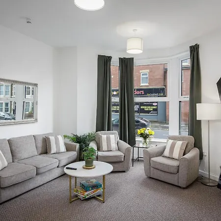 Blackpool Central Springfield Apartments Spacious Comfort Exterior photo